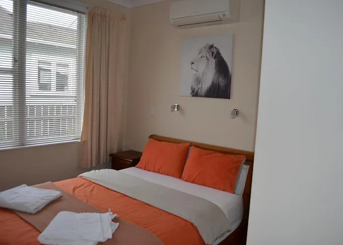 Villa 185- Central Masterton