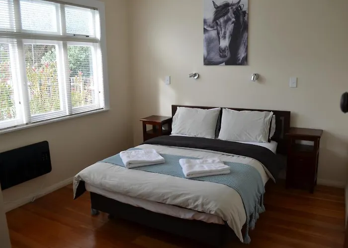 Villa 185- Central Masterton